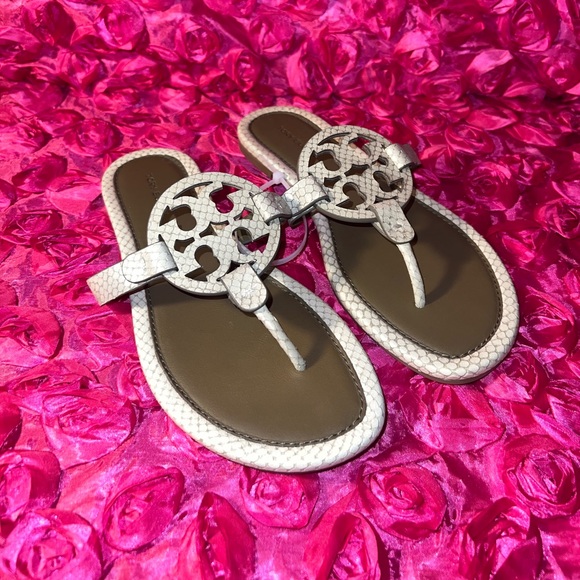 Tory Burch Miller Leather Logo Thong Sandals - Picture 2 of 8